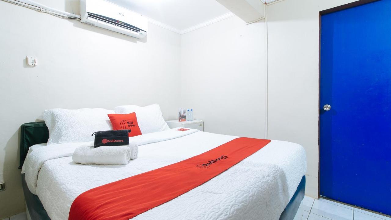 Reddoorz Plus At Lagoon Resort Zambales Olongapo Exterior photo