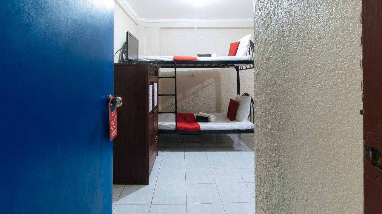 Reddoorz Plus At Lagoon Resort Zambales Olongapo Exterior photo