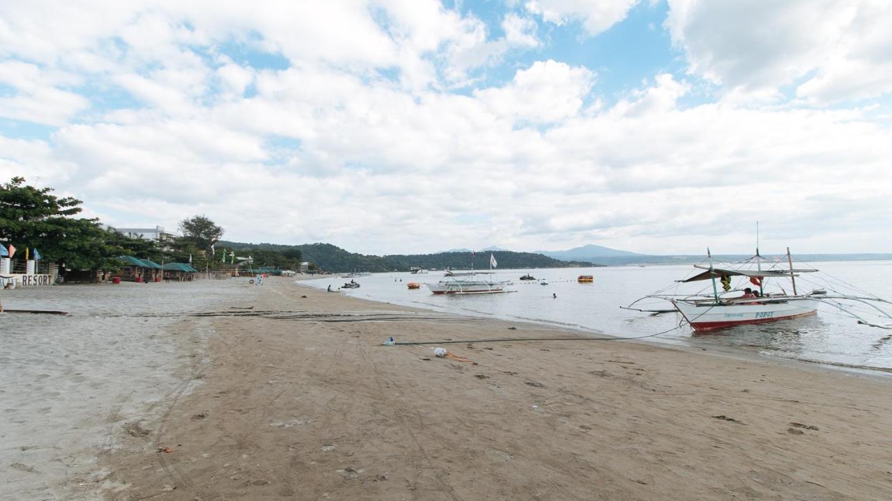 Reddoorz Plus At Lagoon Resort Zambales Olongapo Exterior photo
